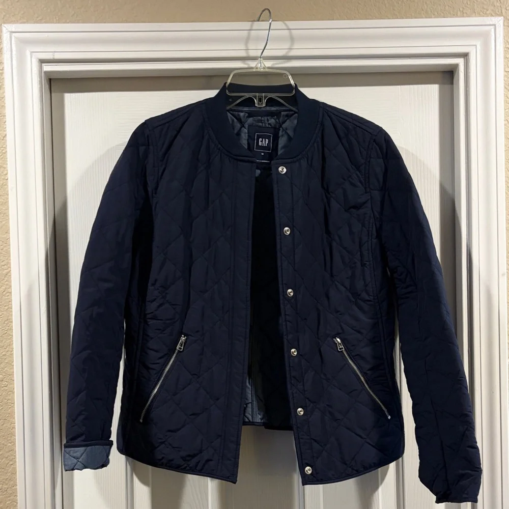 GAP Women's Dark Blue Quilted jacket size M new - Picture 3 of 7